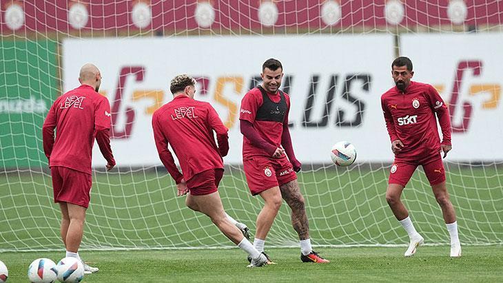 galatasaray-fine-tunes-tactics-ahead-of-fenerbahce-showdown-in-turkish-cup-quarterfinals-m527pLPK.jpg