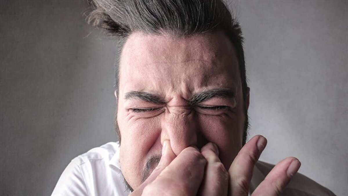 The Dangers of Suppressing Sneezes: A Health Risk That Shouldn’t Be Ignored
