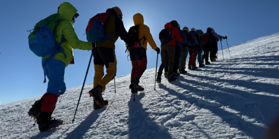 A journey of determination from İstanbul to Mount Ağrı by nineteen athletes