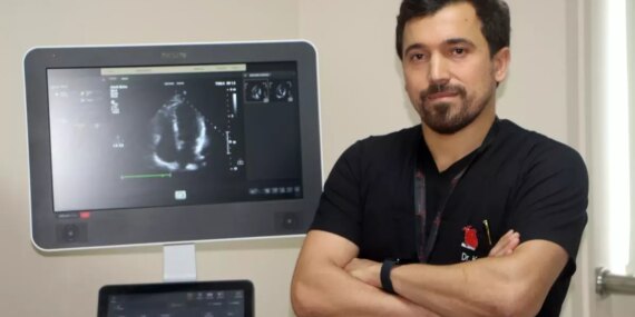 A Turkish medical expert highlights the link between extreme heat and cardiac emergencies