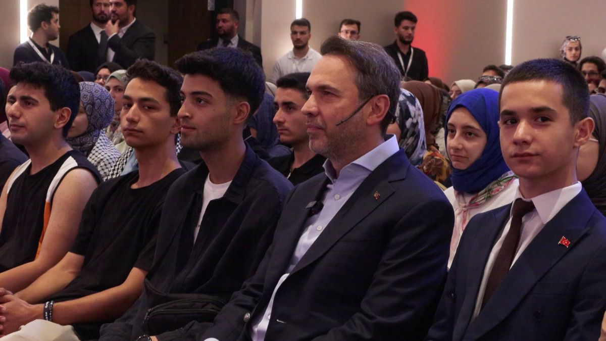 Alparslan Bayraktar: Türkiye, 70 yıllık nükleer hayalini artık gerçeğe  dönüştürüyor - Ensonhaber