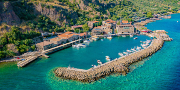 discover-the-beauty-of-assos-with-this-travel-guide-to-the-aegeans-cutest-town-ye7ELw3H.jpg