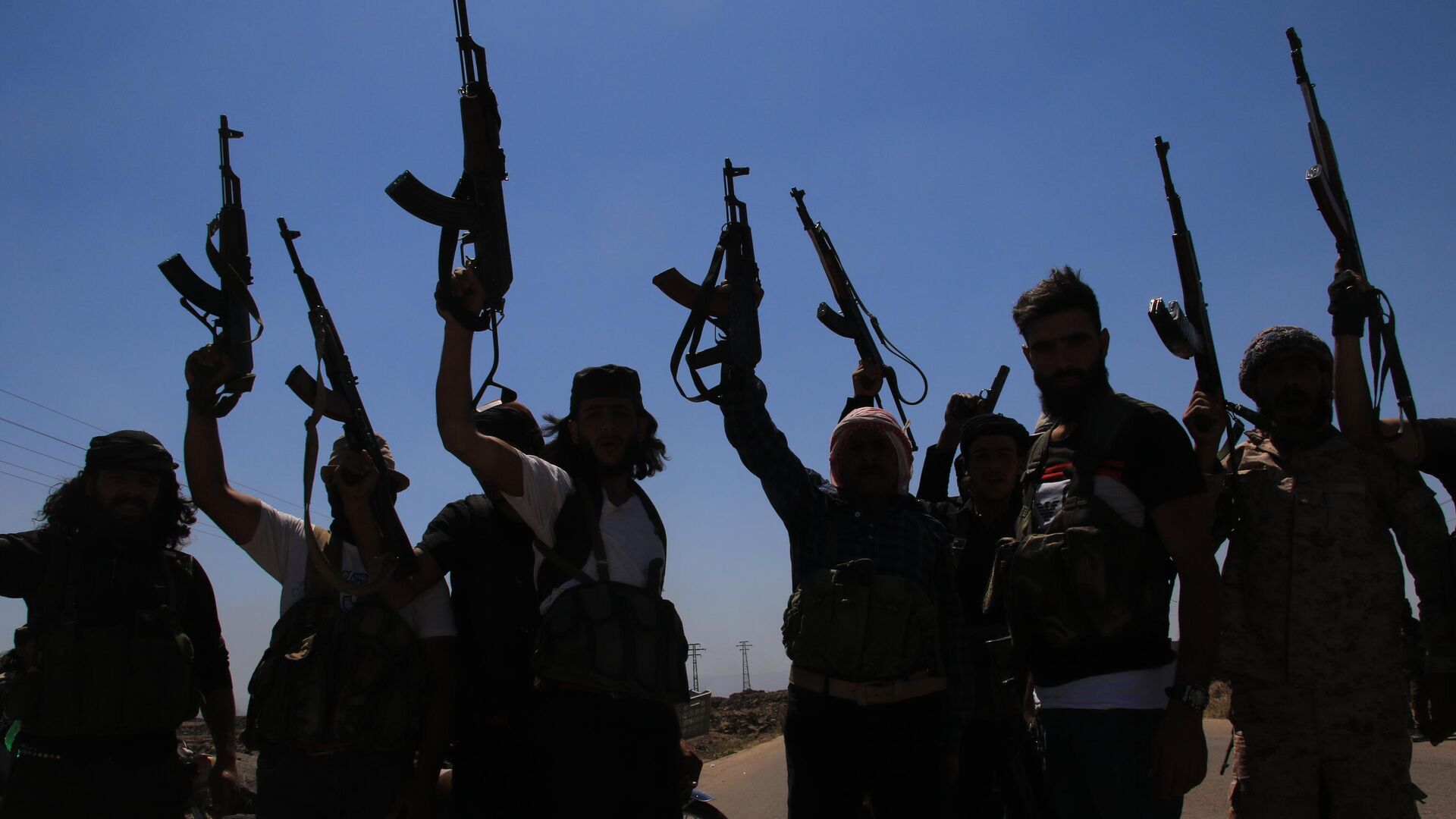 escalation-in-southern-syria-clashes-in-suwayda-and-israeli-airstrikes-deepen-crisis-mzZKx46R.jpg