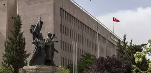 İDEF 2025: Savunma Sanayi İhracatı 8 Milyar Dolara Ulaşacak - Son ...