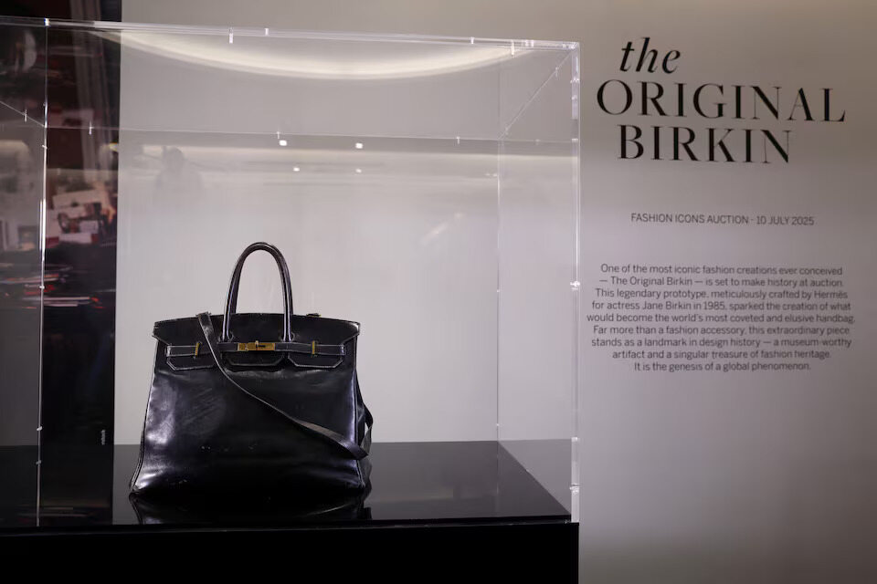 Orijinal Birkin çanta Paris müzayedesinde 10 milyon dolarlık rekor fiyata  satıldı - FashionNetwork Türkiye