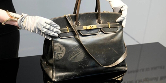 Jane Birkin’s legendary bag sold at record price making it Türkiye’s priciest