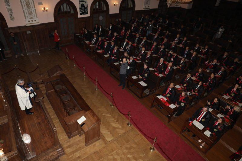 Ankara Üniversitesi Senatosu'ndan Tarihi Meclis Binasında Tarihi Toplantı