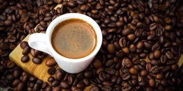the-coffee-giant-sees-sharp-global-decline-amid-boycott-backlash-4YxObNij.jpg