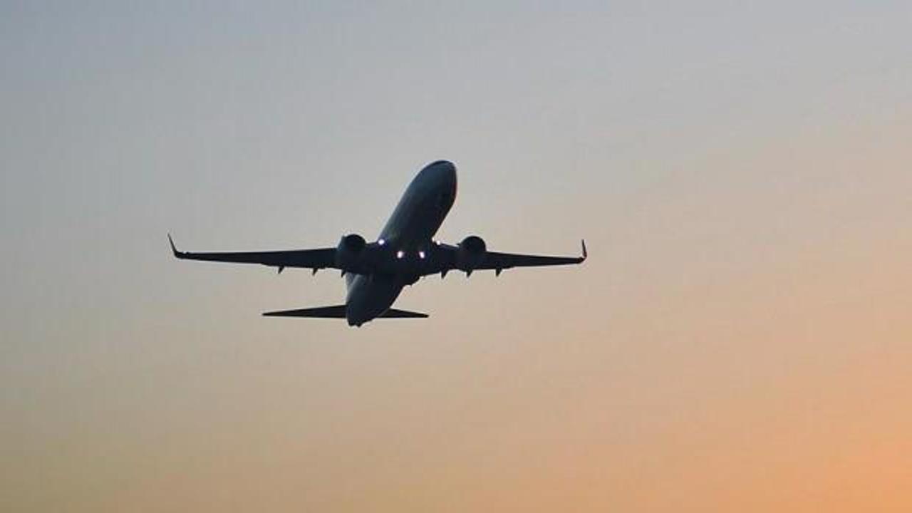 Ankara-Stockholm seferini yapan uçak, yolcunun bir hareketi nedeniyle Berlin'e  iniş yaptı - Haber 7 GÜNCEL