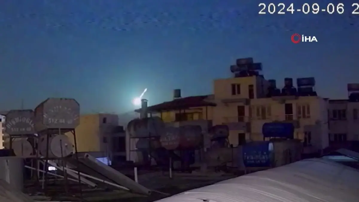 Hatay'da Gökyüzünde Parlak Cisim Görüldü - Son Dakika