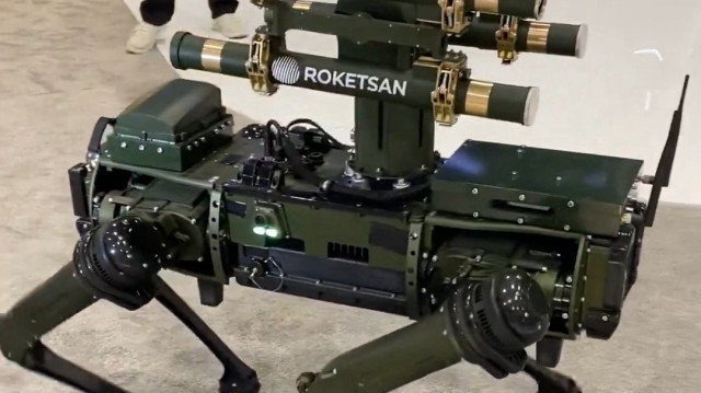 Dünyanın ilk füze atan robot köpeği Türkiye'den: KOZ
