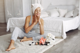 vacation-skincare-made-easy-with-gentle-and-natural-summer-essentials-1qOdLGcY.jpg