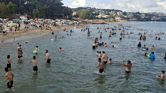 Mutlu insanların kenti Sinop deniziyle tatilcileri de mutlu ediyor - Sinop  Haberleri