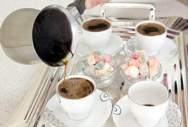 Tiryakilik 150 milyon dolarlık çay kahve ithalatı yaptırdı