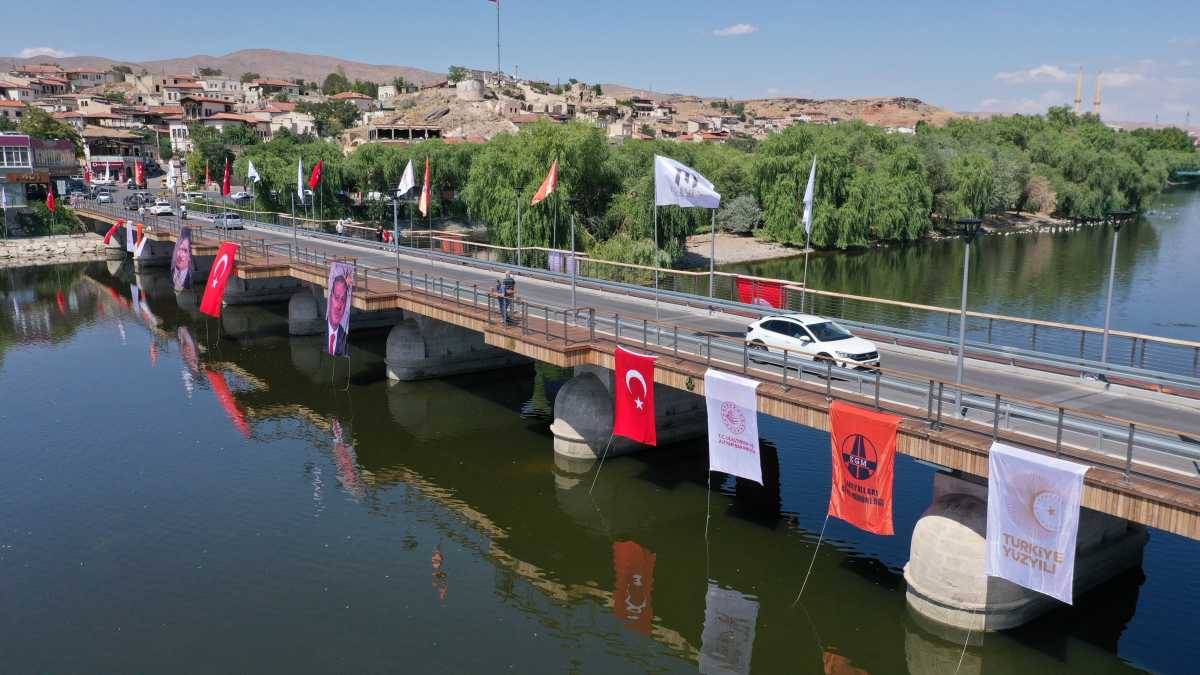 Tarihi Avanos Köprüsü hizmete açıldı: Kültürel mirasımızın en büyük  anıtlarından biri! - Haber 7 SEYAHAT