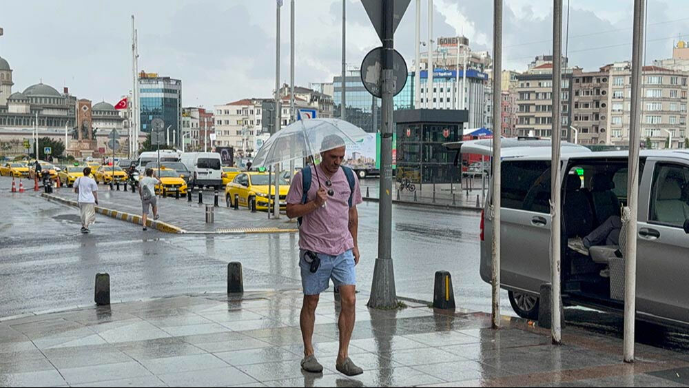 Uyarılar peş peşe geldi, Meteoroloji tarih verdi! İstanbul'da sağanak  sürecek mi? | Türkiye Gazetesi