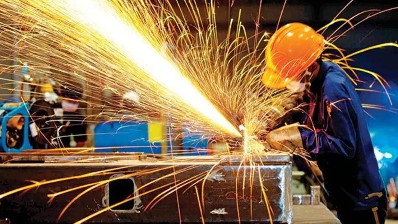 TÜİK verileri açıkladı: Sanayi üretiminin yıllık yüzdesi arttı