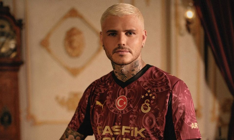Galatasaray alternatif formasını tanıttı | Çanakkale Olay