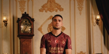 fresh-design-revealed-by-galatasaray-for-the-seasons-alternate-kit-yKW4rDED.jpg