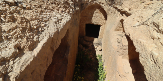 Historic Rock-Cut Grave in Şanlıurfa Registered by Authorities