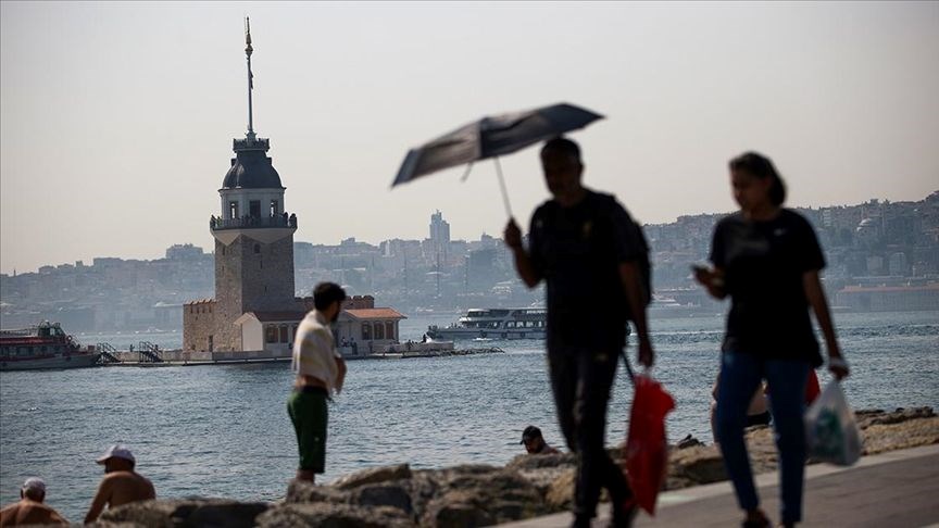 Uyutmuyor, bunaltıyor! İstanbul'da nem yüzde 99'larda - Son Dakika Türkiye  Haberleri | NTV Haber