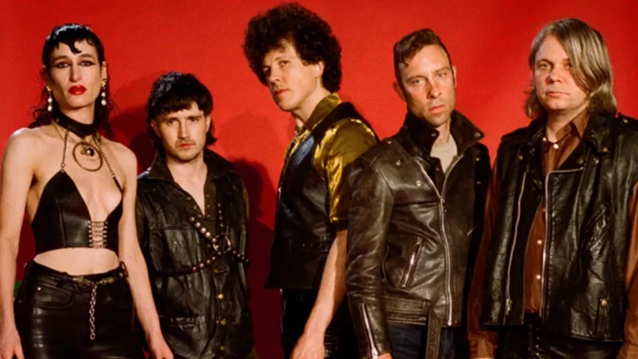 Black Lips İstanbul'a Geliyor, Hazır Olun - "UHA"