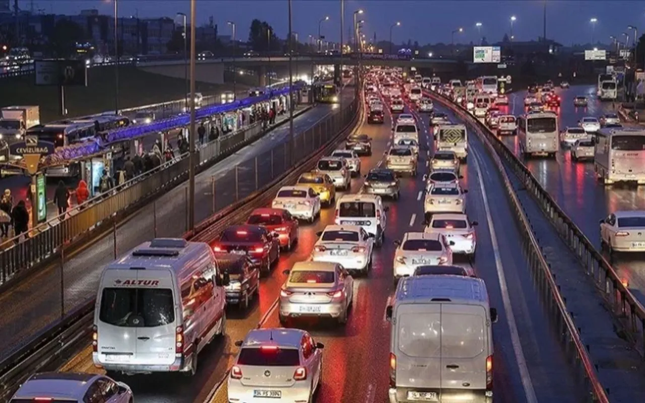 İstanbul trafiğine yeni uygulama! Ulaşım rahatlayacak! Tarih verildi