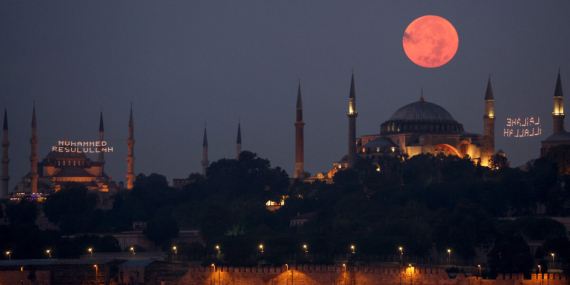 Istanbul’s timeless mosques reflecting the city’s deep history