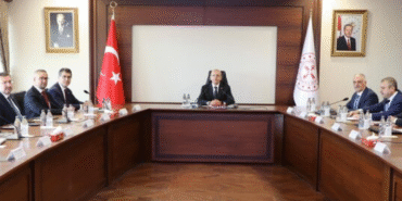 key-discussions-held-as-financial-stability-committee-gathers-QK7ggIQX.png