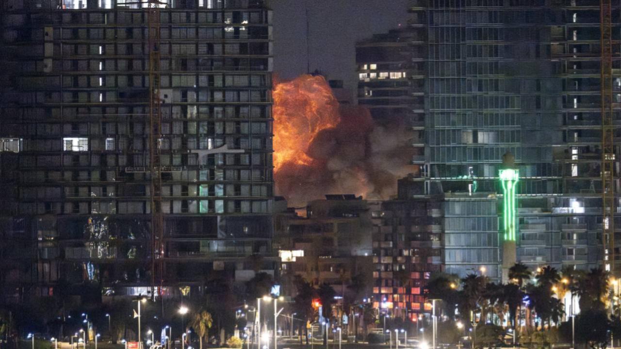 İran: Tel Aviv ve Hayfa'da dün gece 14 stratejik askeri nokta vuruldu - Son  Dakika Haberleri