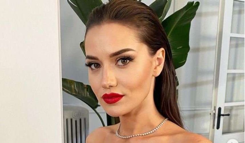 Fahriye Evcen'in keşfedilme hikayesi: Tesadüflerle dolu bir yıldız doğuşu