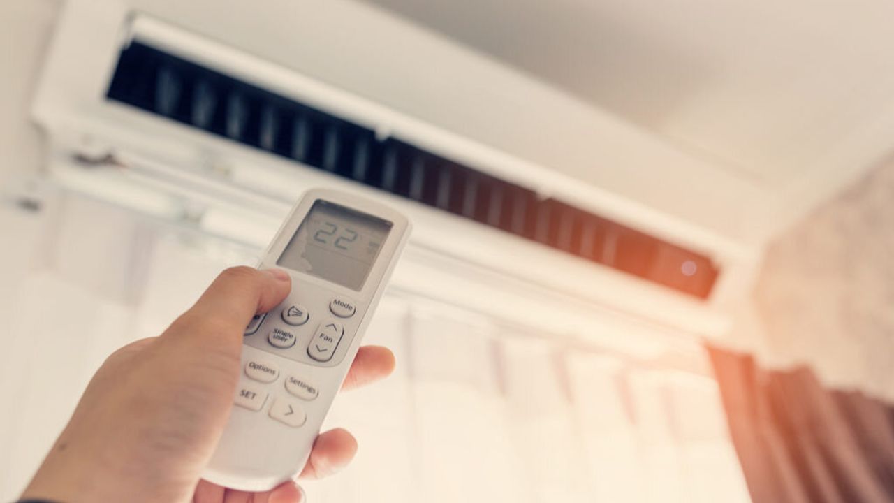 Türkiye'de temmuzdaki yüksek sıcaklıklar, elektrik tüketimini rekor  seviyeye çıkardı - Elips Haber