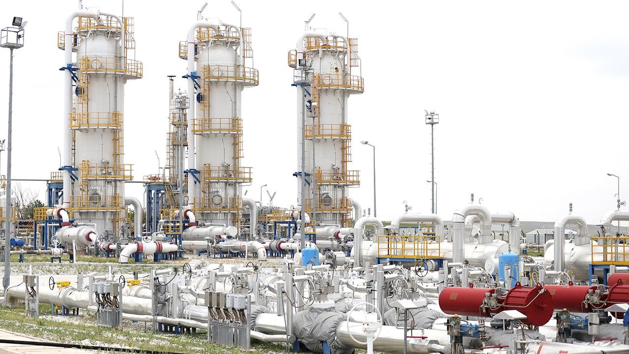 Türkiye'den Suriye'ye doğal gaz akışıyla ülkenin günlük elektrik arzı 10  saate çıkacak