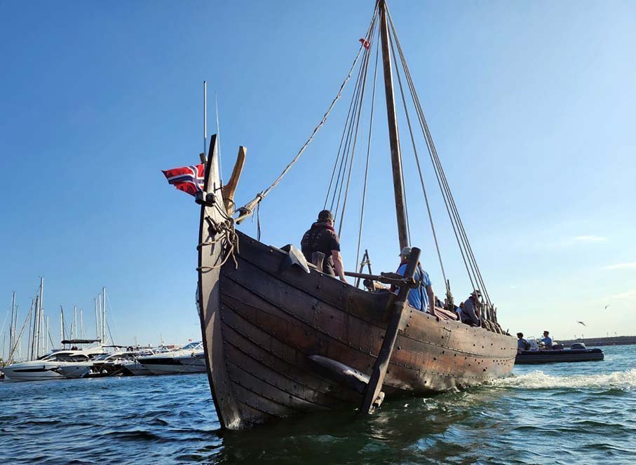 VİKİNGLER 1200 YIL SONRA YENİDEN MİKLAGARD'DA(İSTANBUL) - Deniz  KartalıDeniz Kartalı
