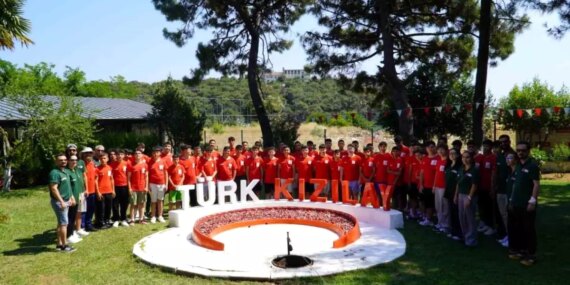 Youth Camps Unite Students from Across Türkiye Thanks to Turkish Red Crescent