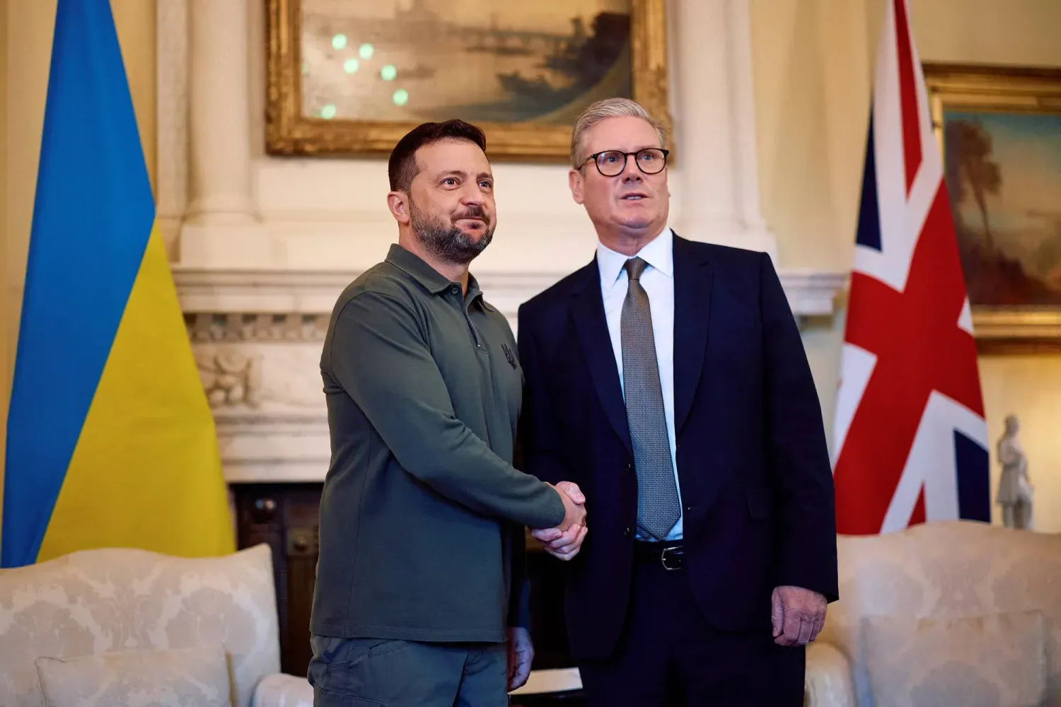 Zelenskiy pazar günü İngiltere'de Starmer'la buluşacak