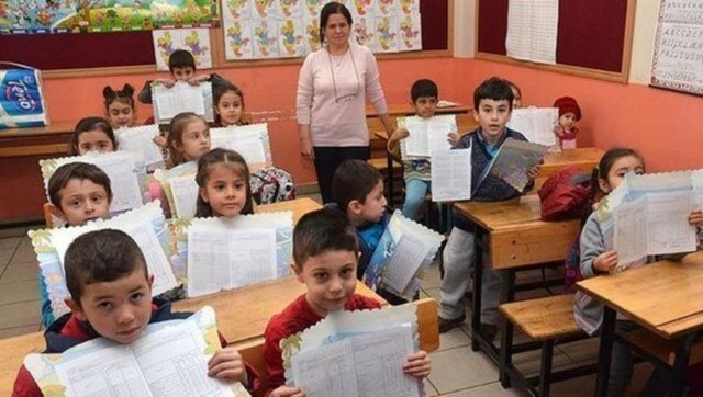 İlkokul 1.sınıf ve anaokulları ne zaman okula başlayacak? 2024 2025 MEB  takvimi ile okul uyum haftası tarihleri