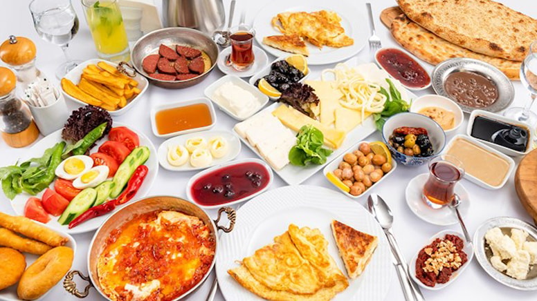 Dünyanın en iyi kahvaltısı Türk kahvaltısı seçildi! - Sözcü