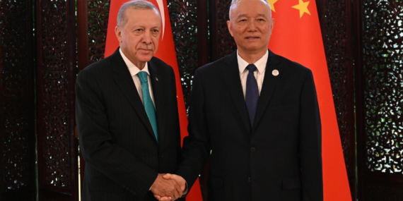 Türkiye seeks to expand economic ties with China to 50 billion dollars Erdoğan states